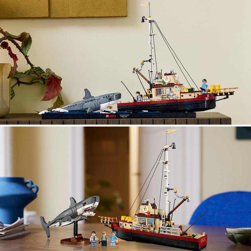 LEGO 21350, JAWS
