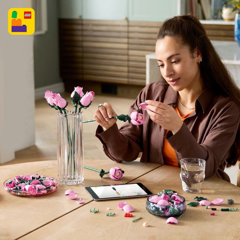 LEGO® Botanicals Bukett med rosa roser, Dekorative blomster 10374