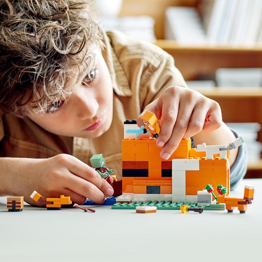LEGO Minecraft 21178, Revenhytta
