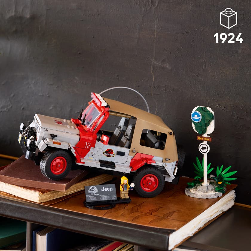 LEGO® Jurassic Park Jeep® Wrangler 77984