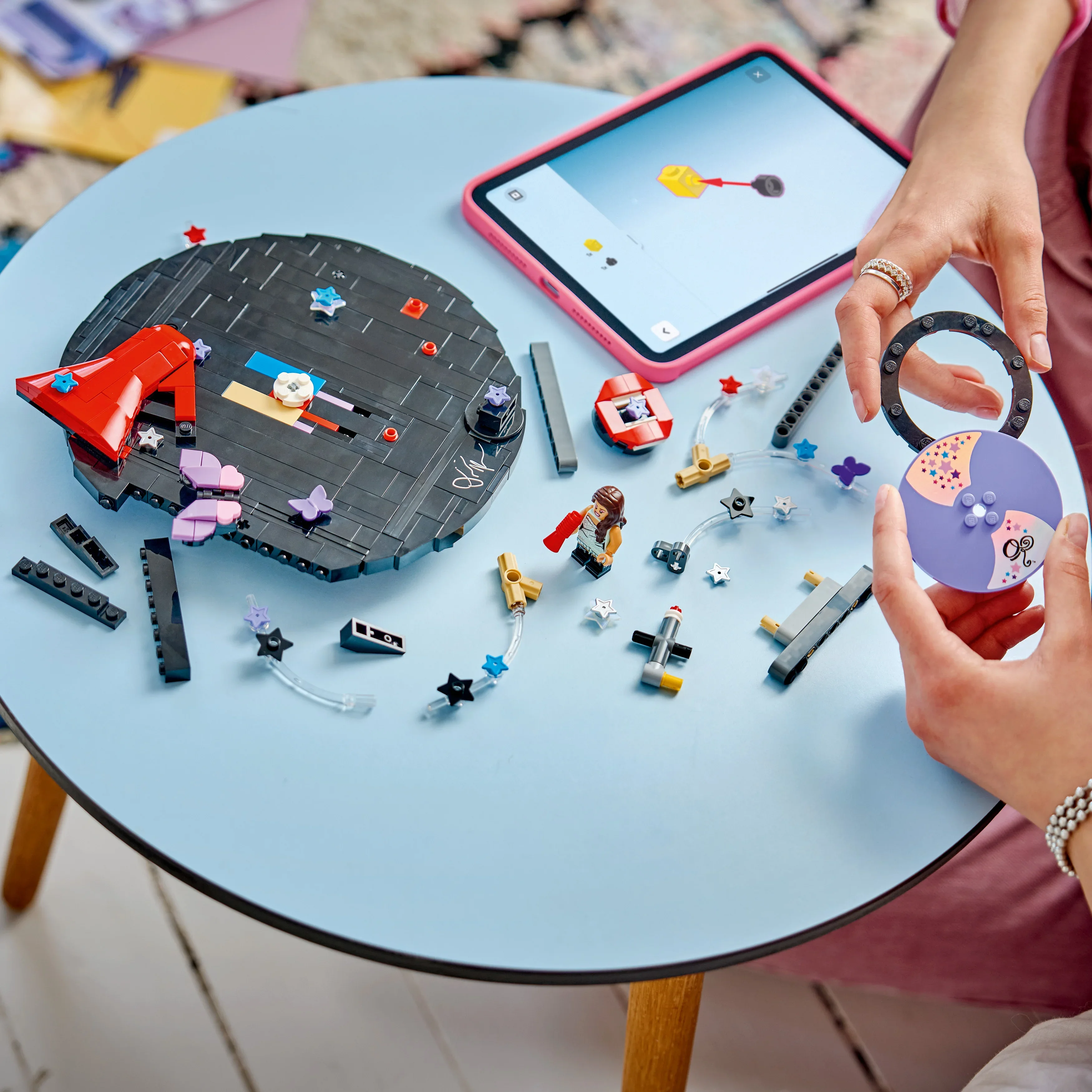 LEGO® Editions Olivia Rodrigos vinylplate 43028