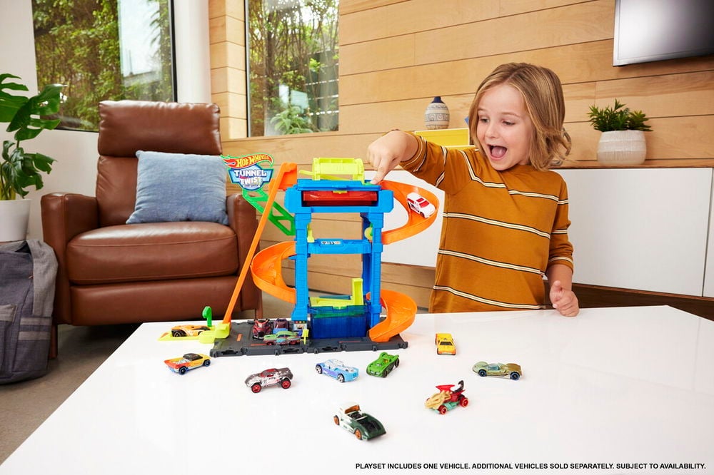 Hot Wheels, City Tunnel Twist Bilvask