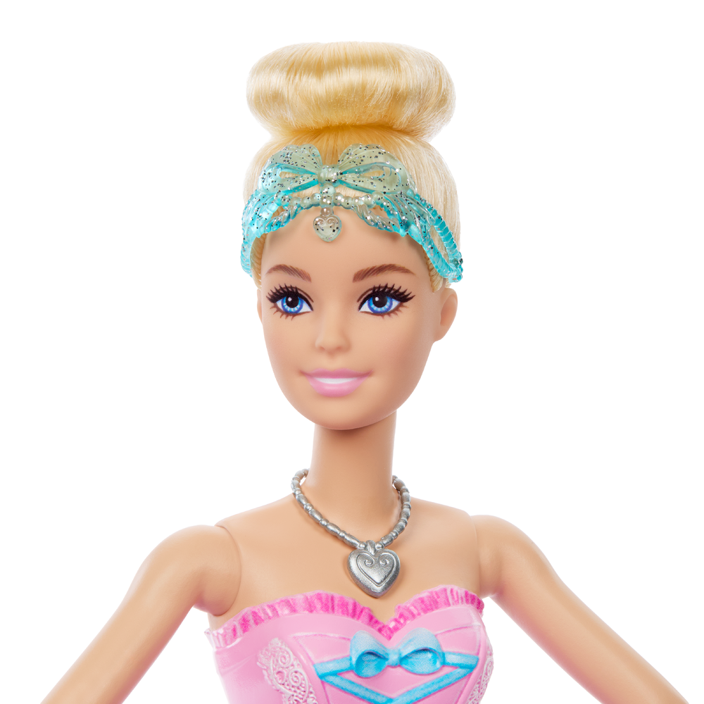Barbie i Nøtteknekkeren – Clara-dukke med ballerinanskjørt