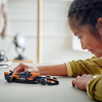 LEGO Speed Champions 77251, McLaren F1® Team MCL38 Racebil