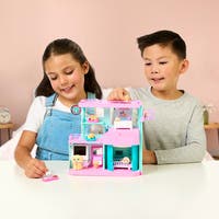 Little Live Pets, Mama Surprise Families Baby Care Clinic