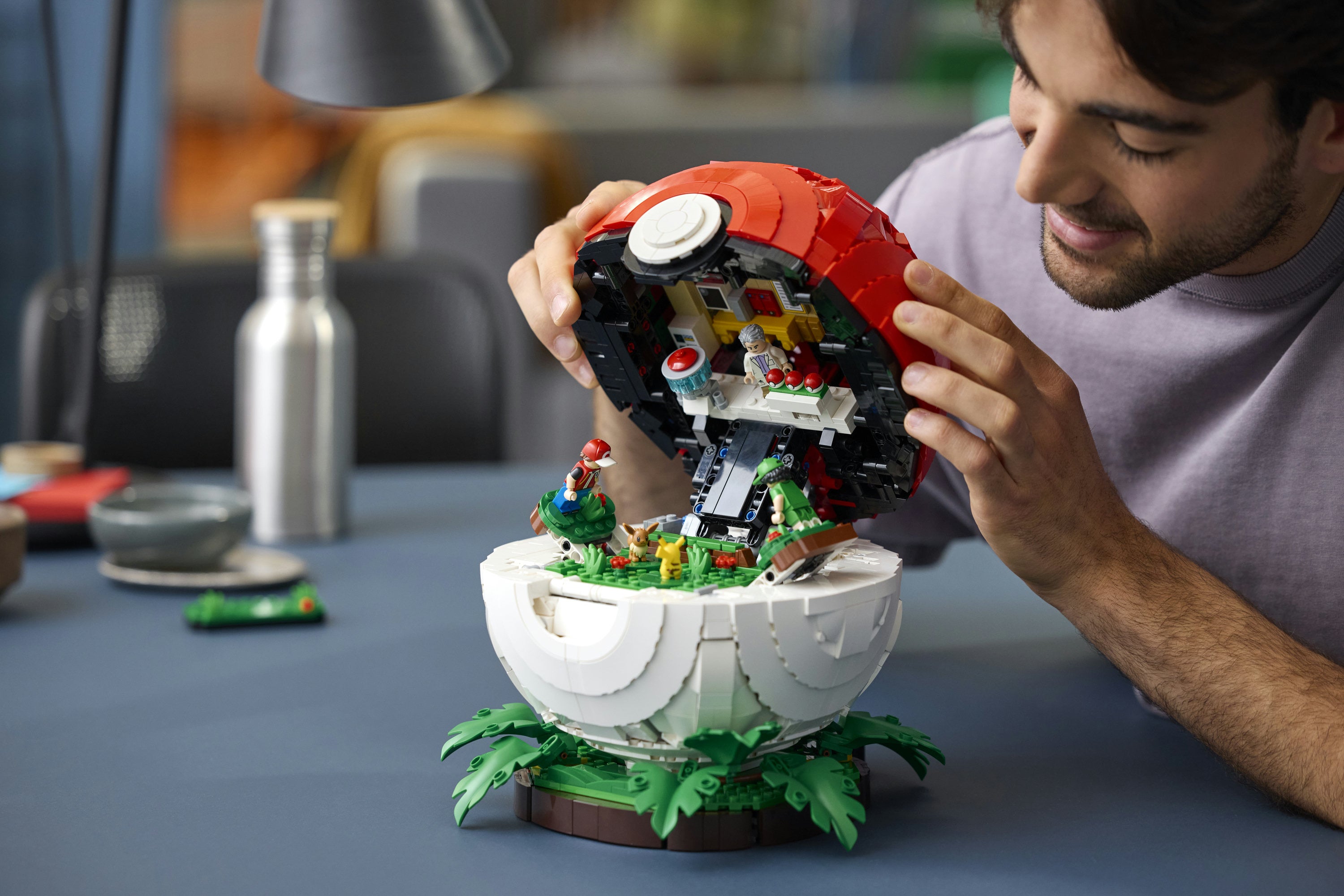 LEGO® Pokémon Ikoniske Trenermomenter Poké Ball 72154