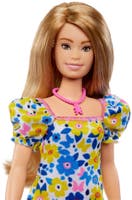 Barbie, Fashionista gul- og blåblomstret