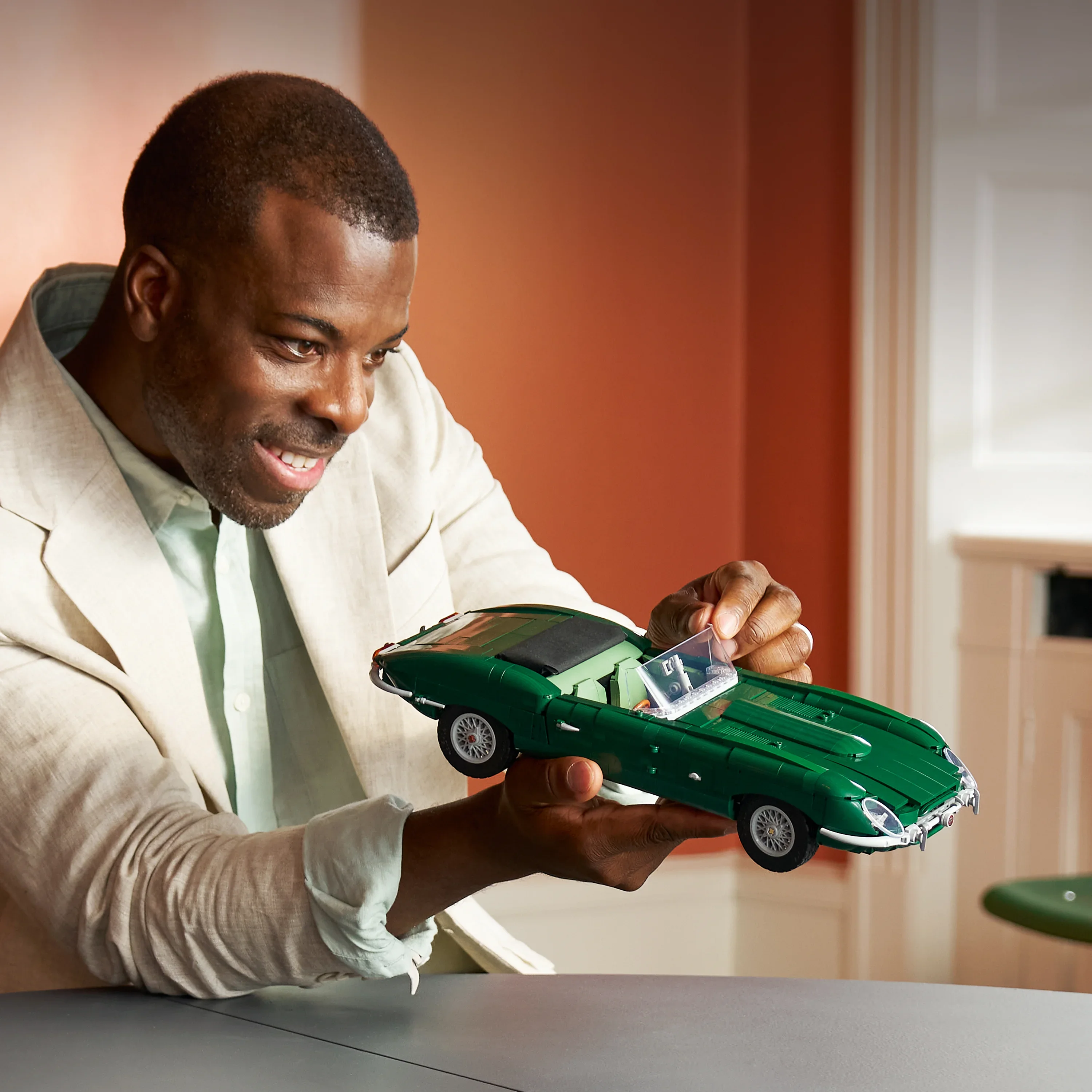 LEGO® Icons Jaguar E-Type