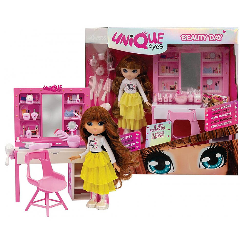 Unique Eyes Beauty Day