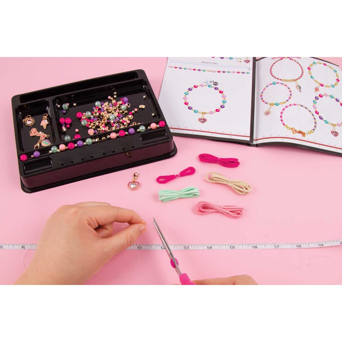 Make it Real, Mini Juicy Couture Crystal Sunshine-armbånd