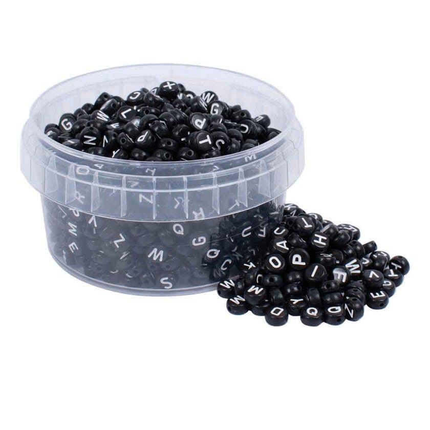 Perlekrukke svarte bokstaver