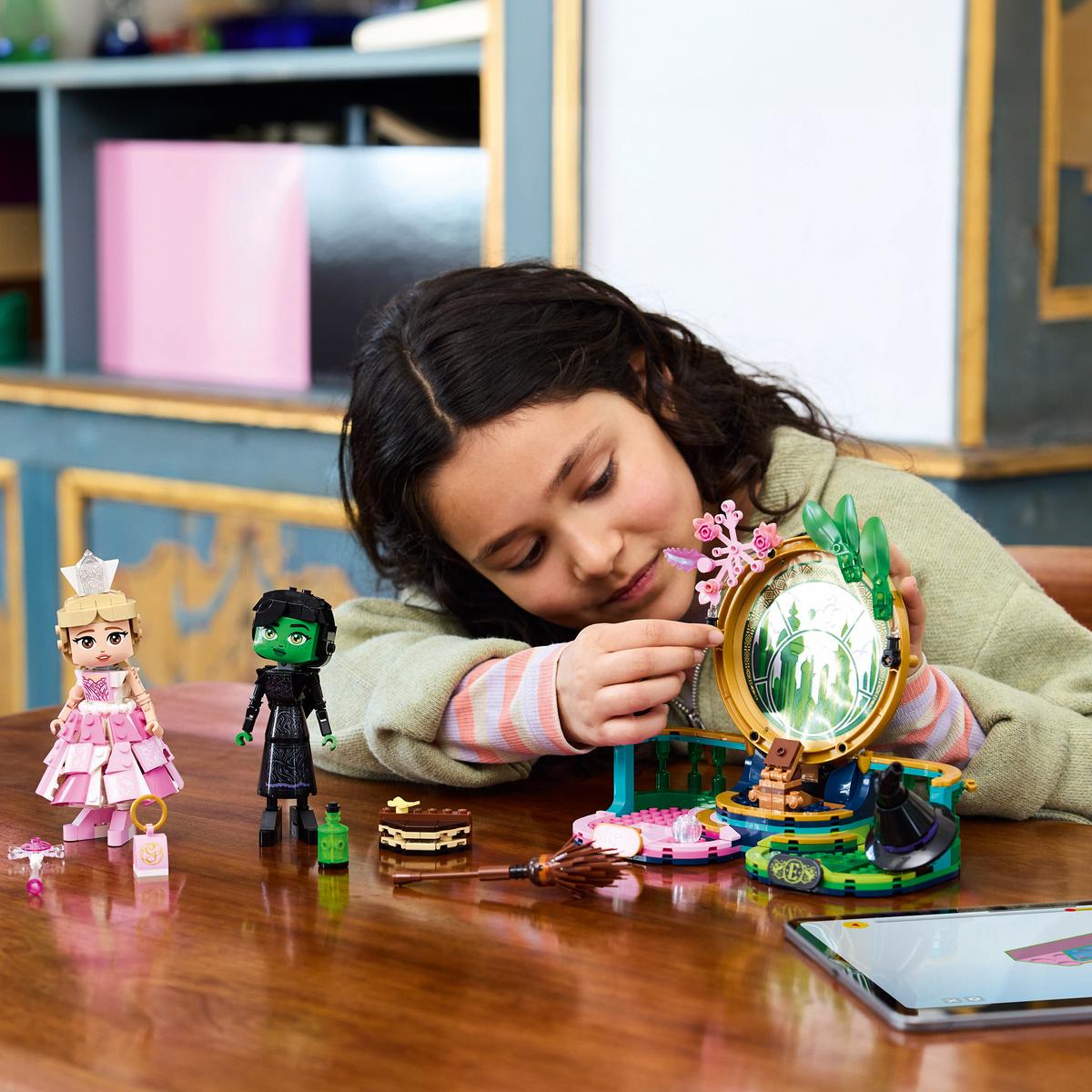 LEGO Wicked 75682, Elphaba & Glinda