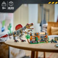 LEGO® Dinosaurflukt med spinosaurus 77982