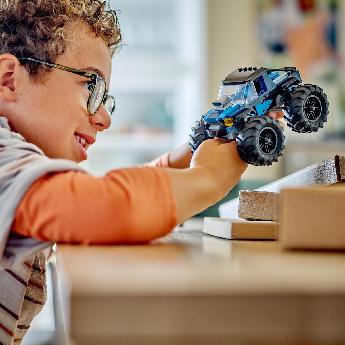 LEGO City 60402, Blå monstertruck