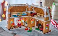LEGO® Iconic Julepepperkakshus 40809