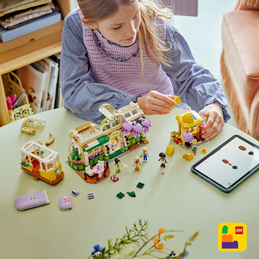 LEGO Friends 42671, Plantekafé & blomsterbutikk