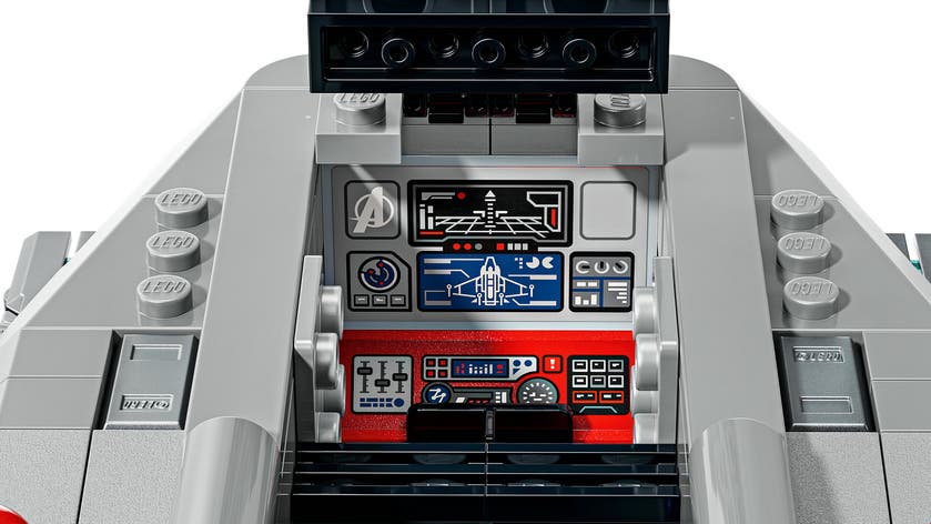 LEGO® Marvel Avengers Doomsday Quinjet 76347