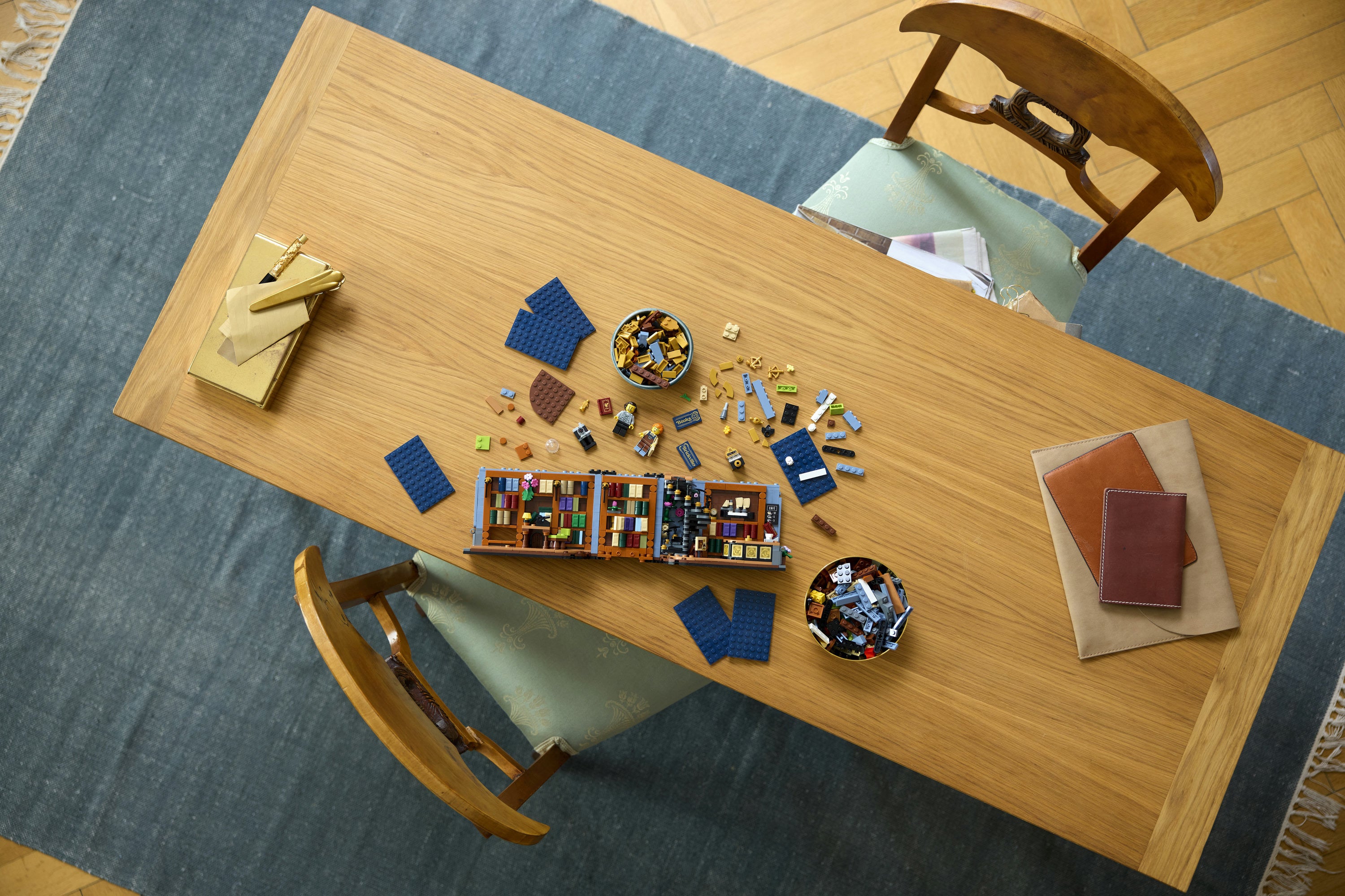 LEGO® Icons Bokhandel bokhylle 11379
