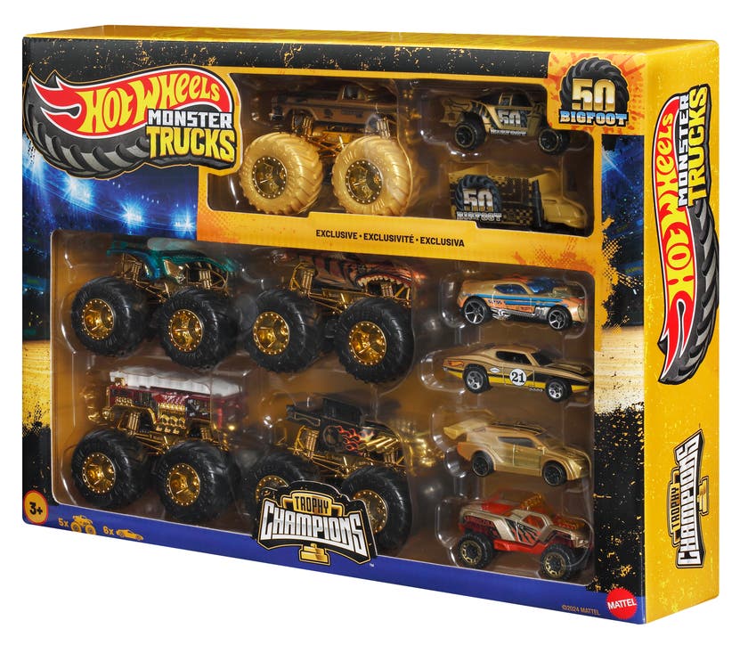 Monster Trucks Bigfoot Trophy Champions Set
