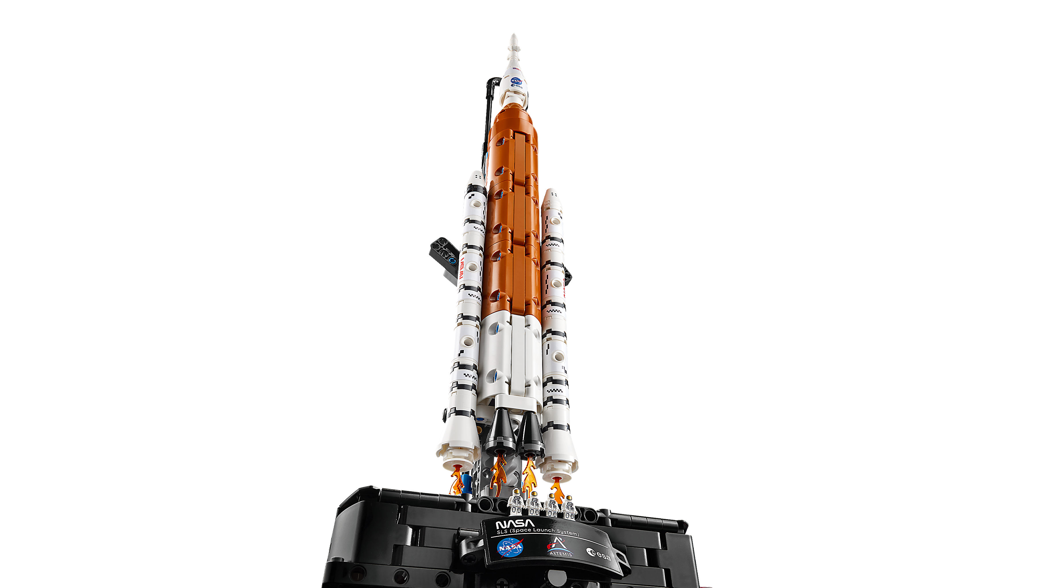  LEGO® Technic NASA Artemis SLS-rakett. Modellsett av rakett med boostere