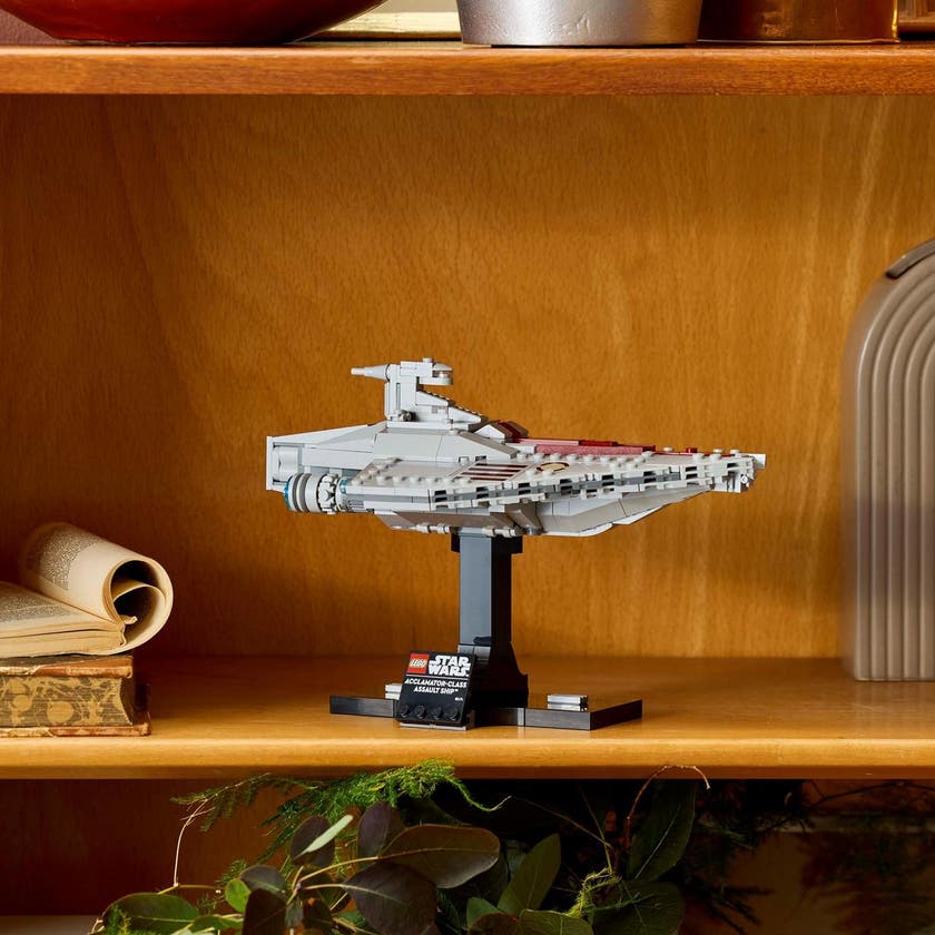 LEGO Star Wars TM 75404, Acclamator-Class Assault Ship™