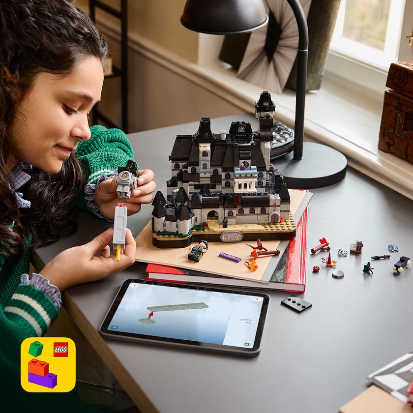 LEGO® Wednesday Nevermore Academy 76788
