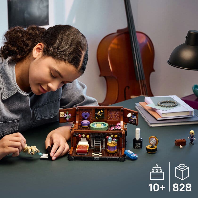 LEGO® Wednesday Things-leilighet, byggesett som bursdags- eller halloween-gave 76785