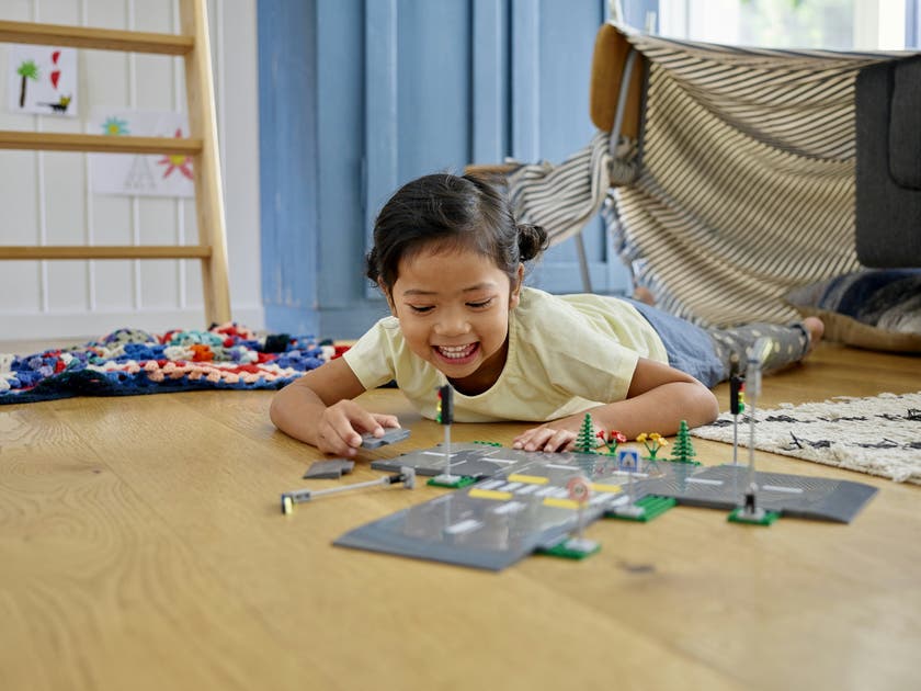 LEGO City Town 60304, Veiplater
