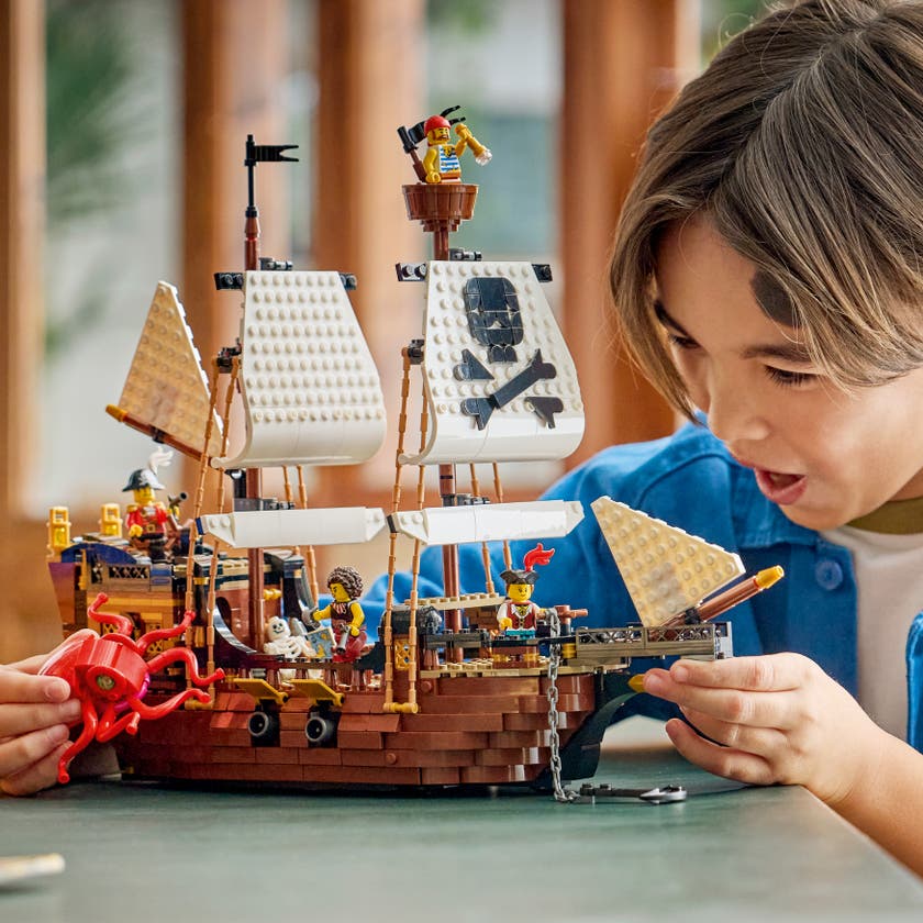 LEGO® Creator 3-i-1 Ikonisk sjørøverskute 31387
