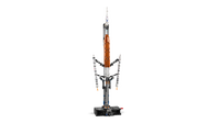 LEGO® Technic NASA Artemis SLS-rakett. Modellsett av rakett med boostere