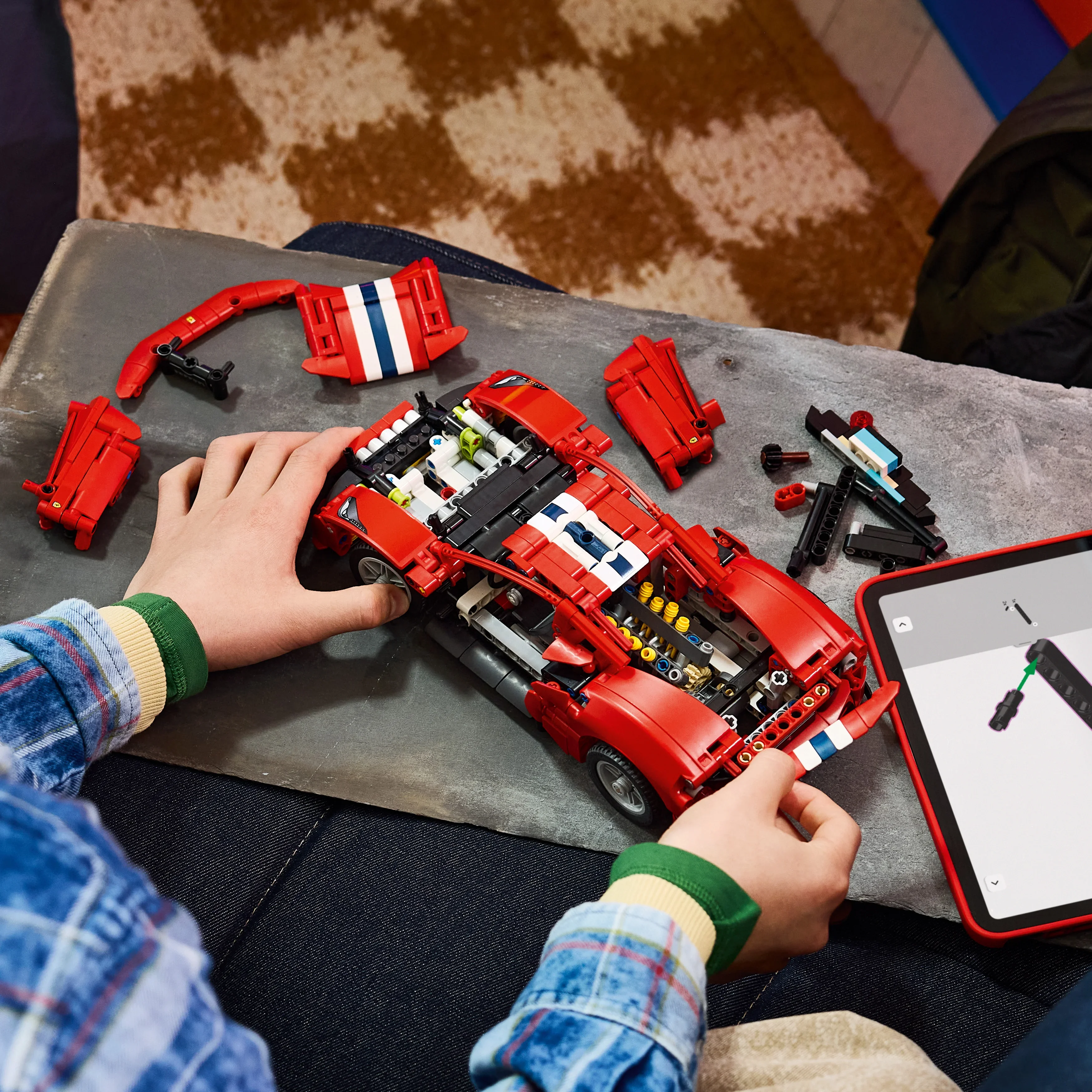LEGO® Technic Ferrari 488 Pista bil