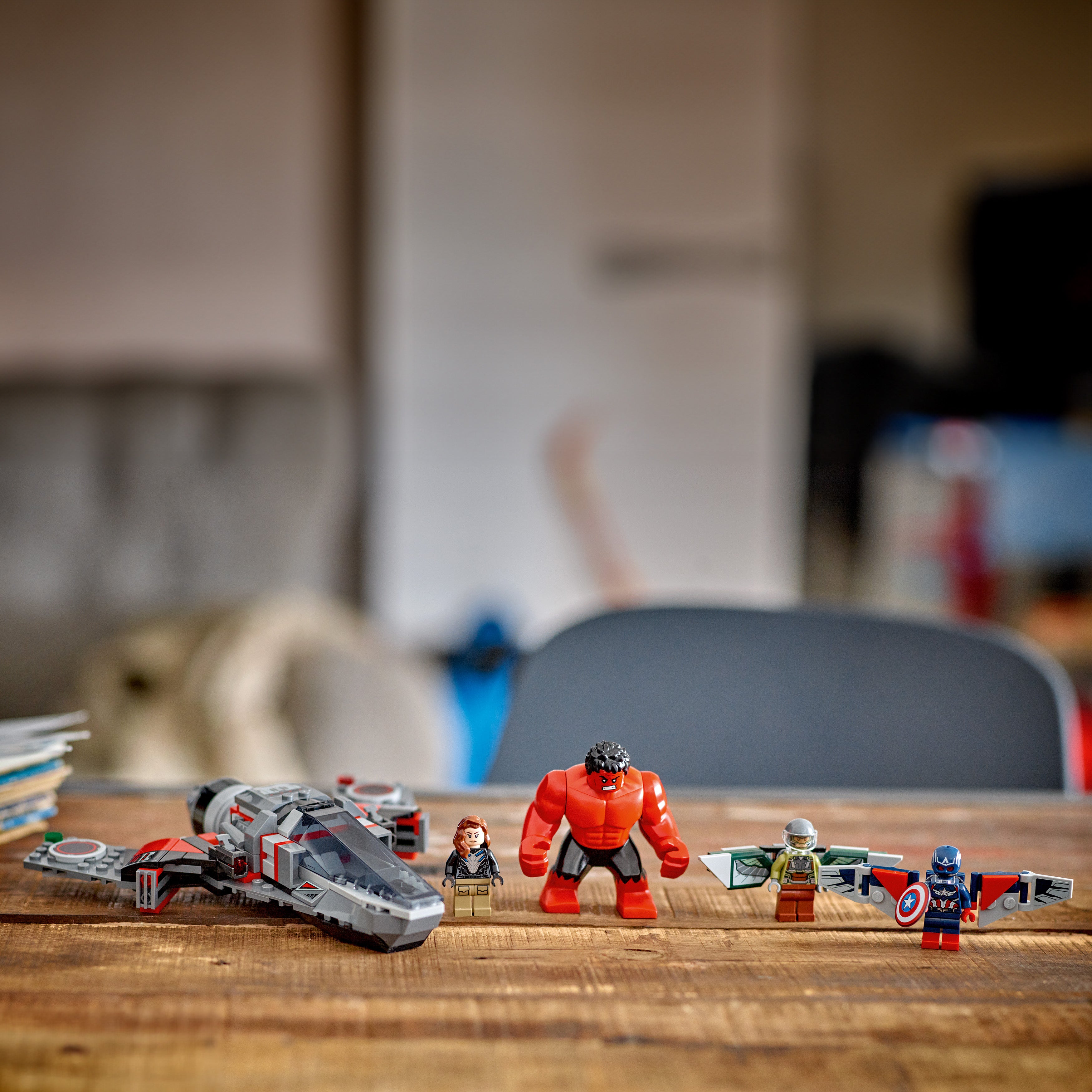 LEGO® Marvel Captain America i kamp mot Red Hulk 76292