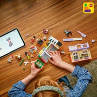 LEGO Friends 42653, Musikkbutikk & leilighet