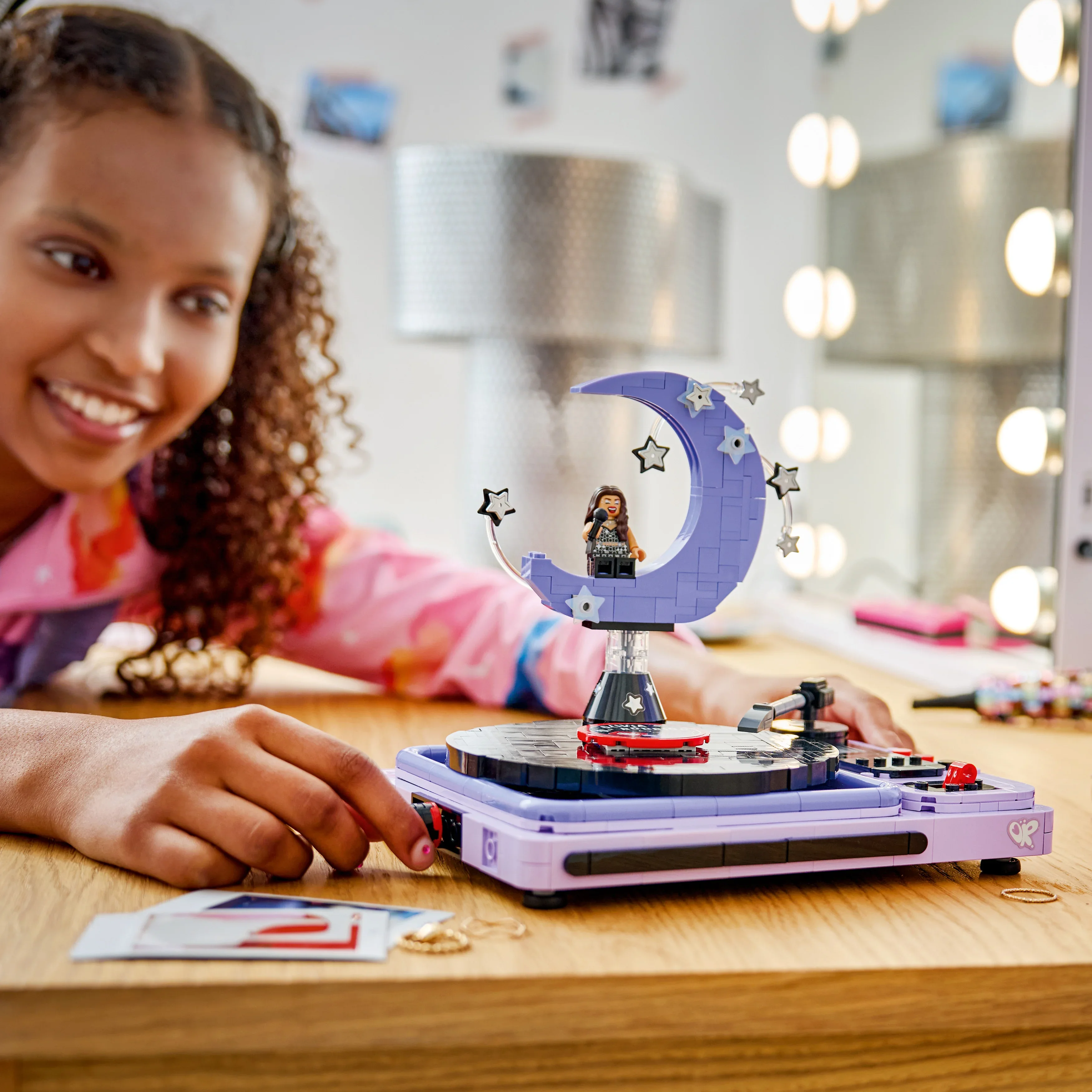 LEGO® Olivia Rodrigo konsertmåne 43029