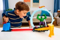Hot Wheels Superstar Speeders Spider-Man & Hulk banset