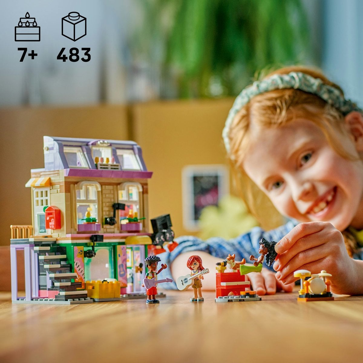 LEGO Friends 42653, Musikkbutikk & leilighet