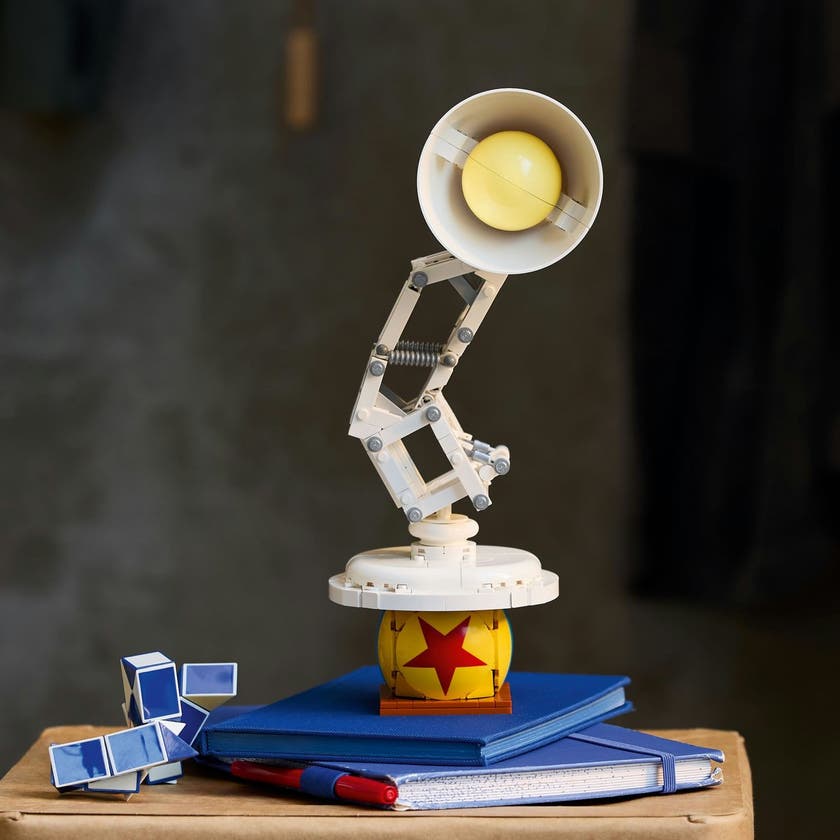 LEGO Ideas 21357, Disney Pixar Luxo Jr.