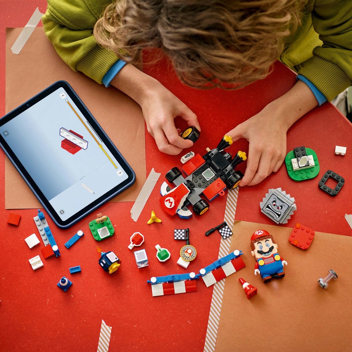 LEGO Super Mario 72043, Mario Kart™ – Interaktiv LEGO® Mario™ & Standard Kart