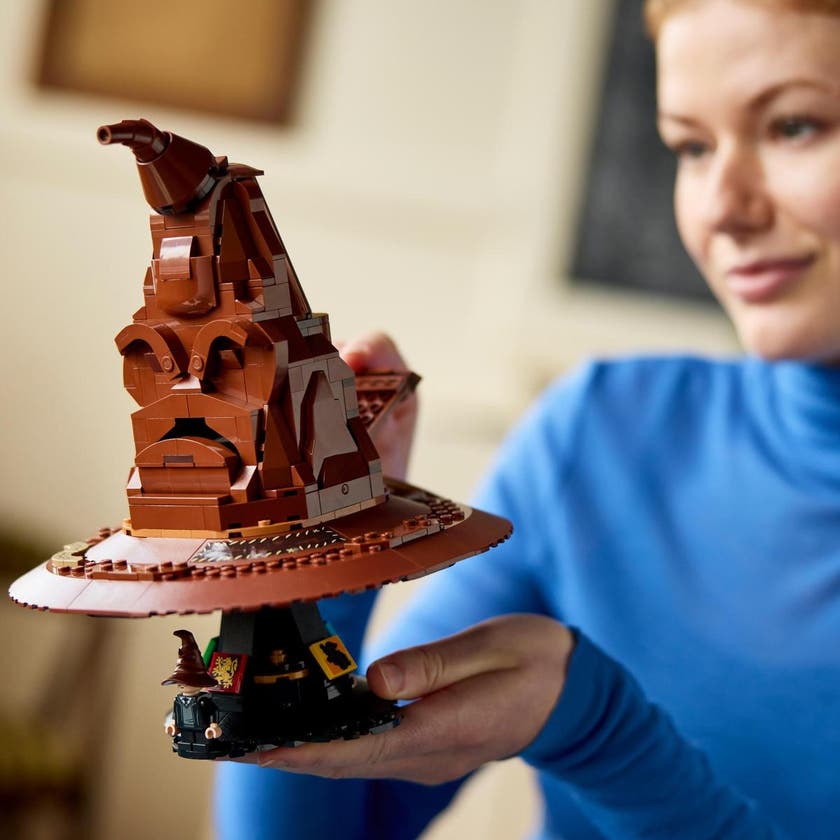 LEGO Harry Potter 76429, Den snakkende sorteringshatten