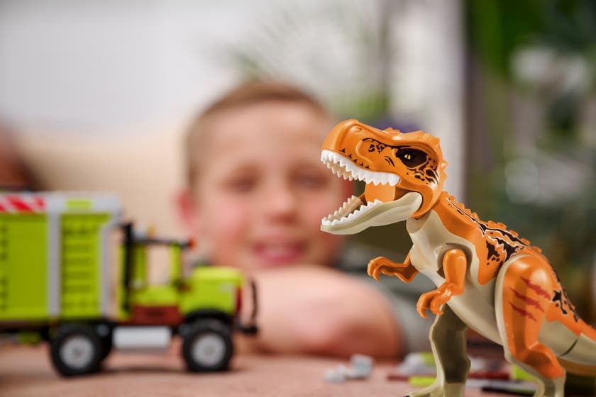 ZURU Max, Dino Adventure 310 deler