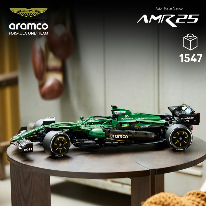LEGO® Technic Aston Martin Aramco AMR25 F1®-bil. Byggesett for voksne fra 18 år. F1®-merch 42240