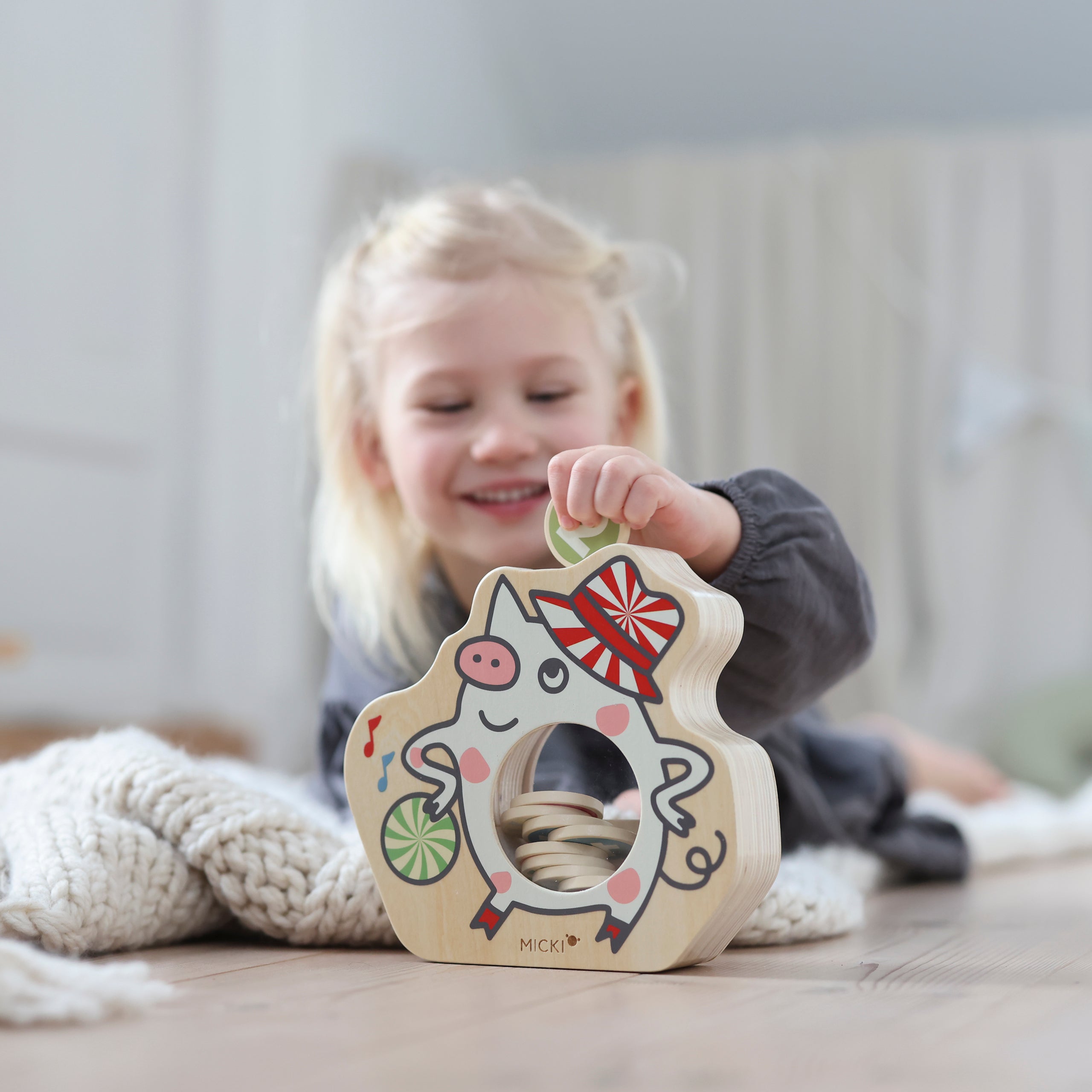 Micki Jinglepop Pig aktivitetsleke
