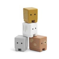 Micki, Dyresett 11 deler