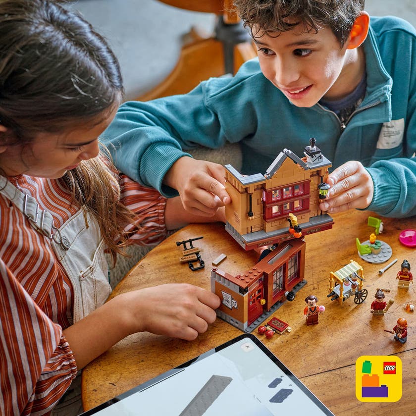 LEGO Harry Potter 76452, Førsteklasses quidditch-tilbehør og iskrembar