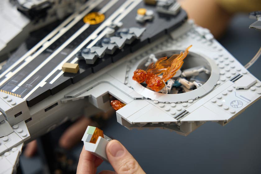 LEGO® ǀ Marvel S.H.I.E.L.D. helicarrier. Byggesett 76354