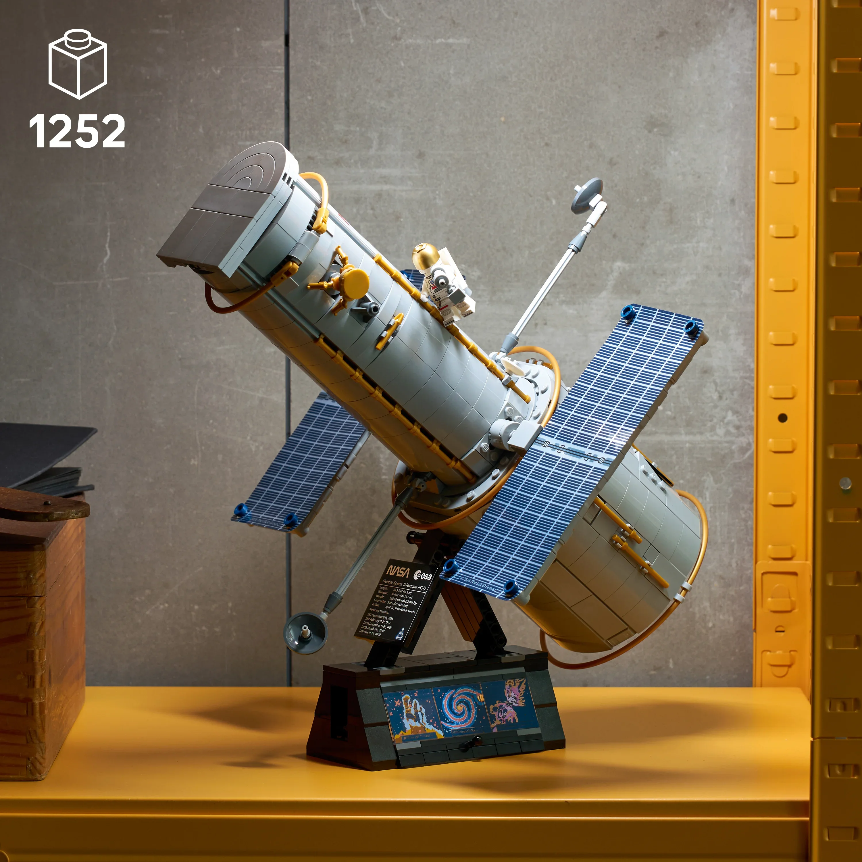 LEGO® Icons Romteleskopet Hubble 11382