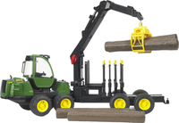 Bruder John Deere 1210E Tømmerskuter med tømmerstokker