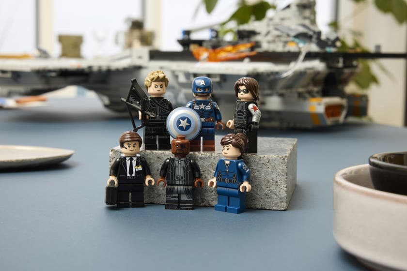 LEGO® ǀ Marvel S.H.I.E.L.D. helicarrier. Byggesett 76354