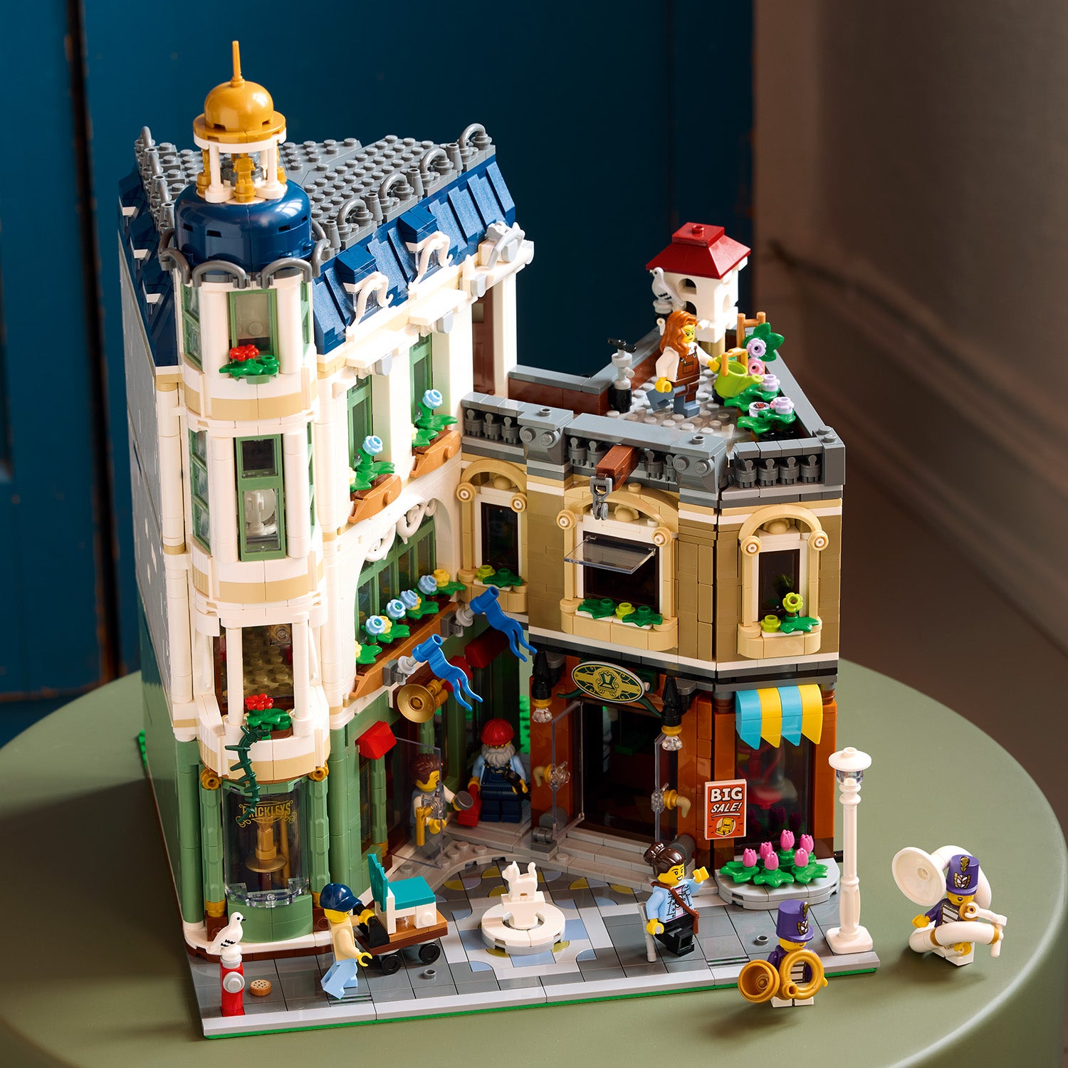 LEGO® Icons Shoppingpaleet, modellbyggesett 11371