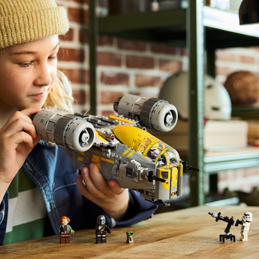 LEGO® Star Wars™ The Razor Crest™, romskipleke 75447